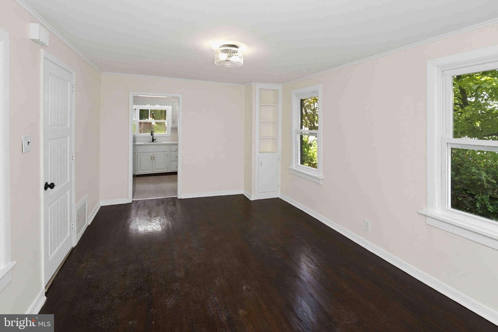 828 MILL ST – photo 5