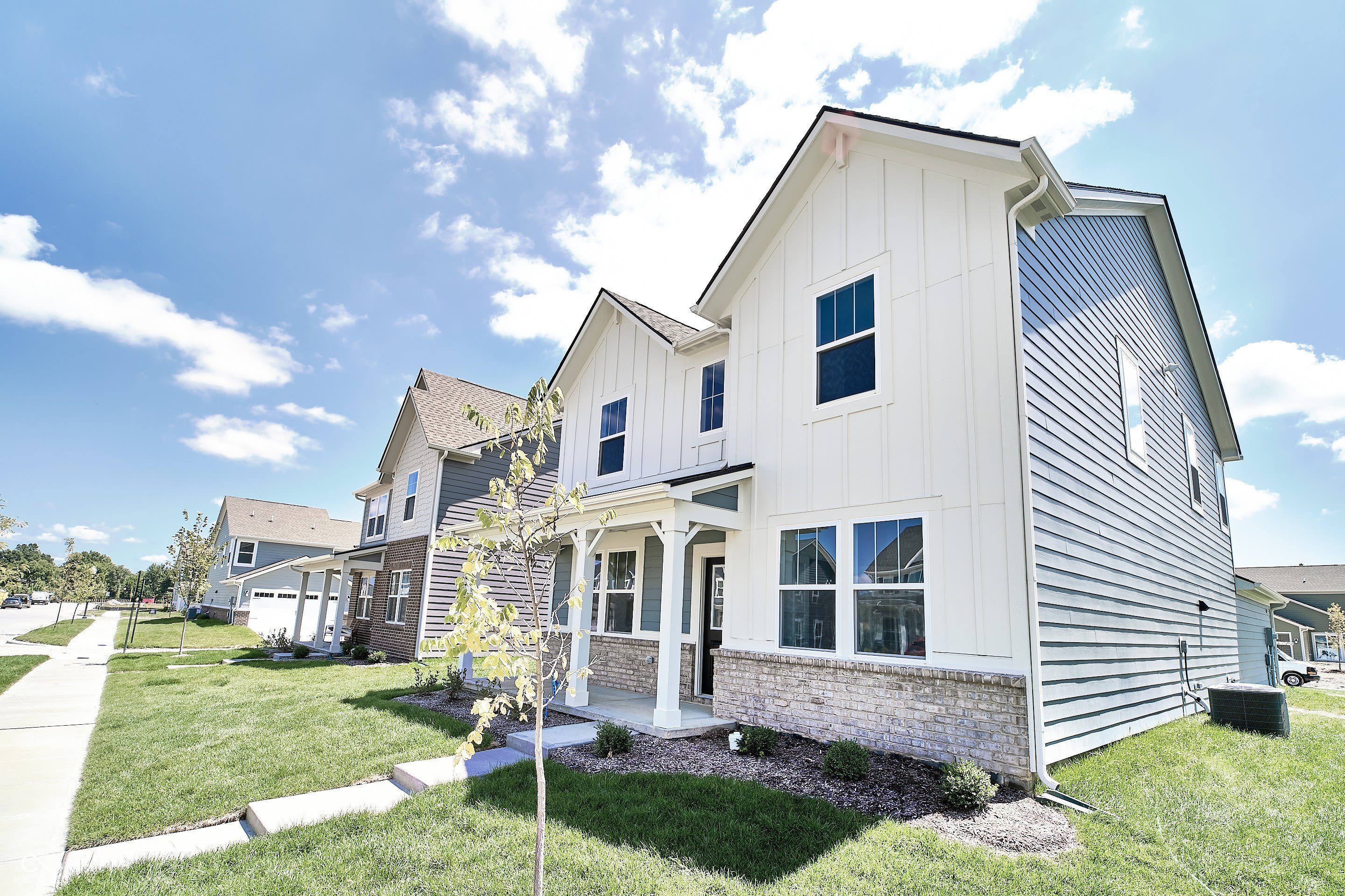 404 W Monroe Street – photo 2