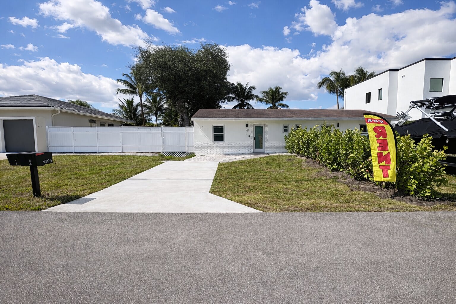 4396 Southwest 25Th Terrace – photo 2