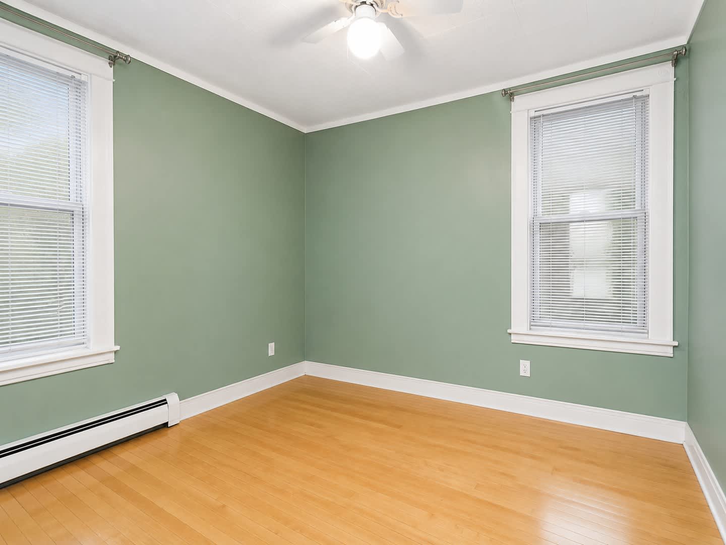 1477 Iglehart Ave – photo 5