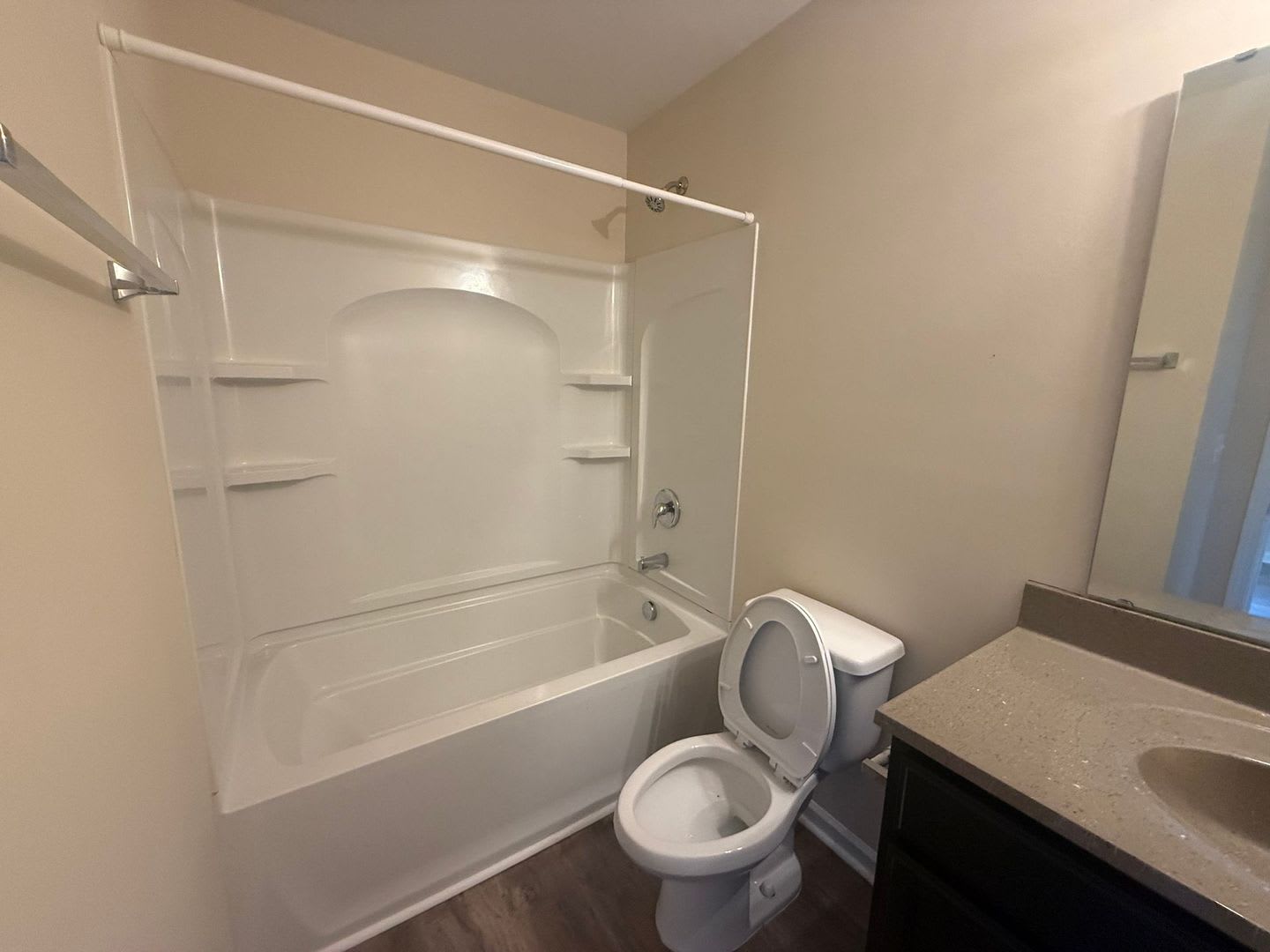 1656 Eagles Place – photo 4