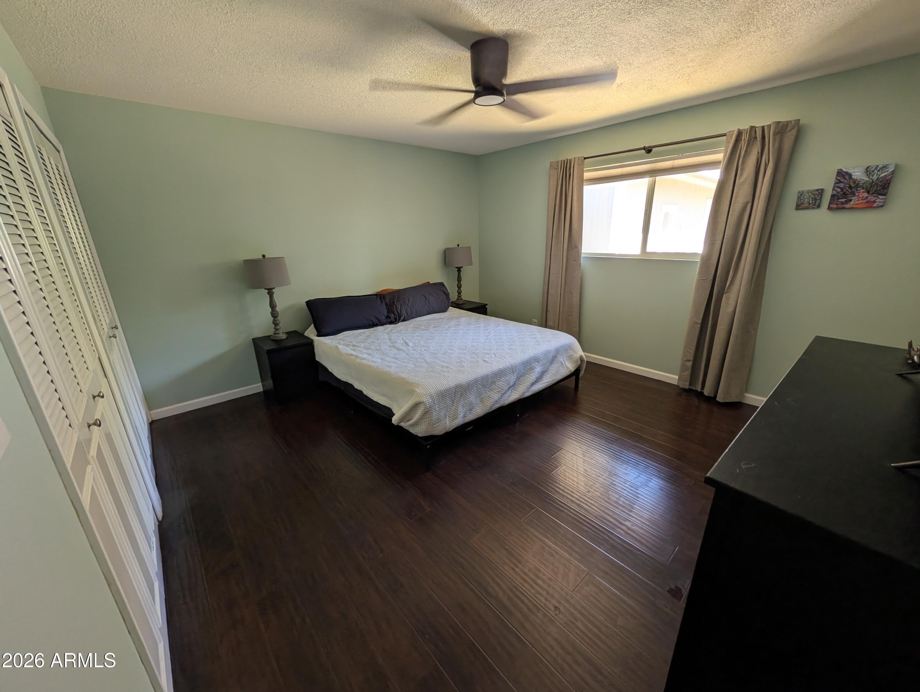 1039 E LARKSPUR Lane – photo 5