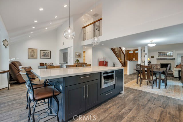 6305 Crebs Avenue – photo 4