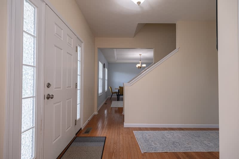1909 Colonial Drive – photo 2