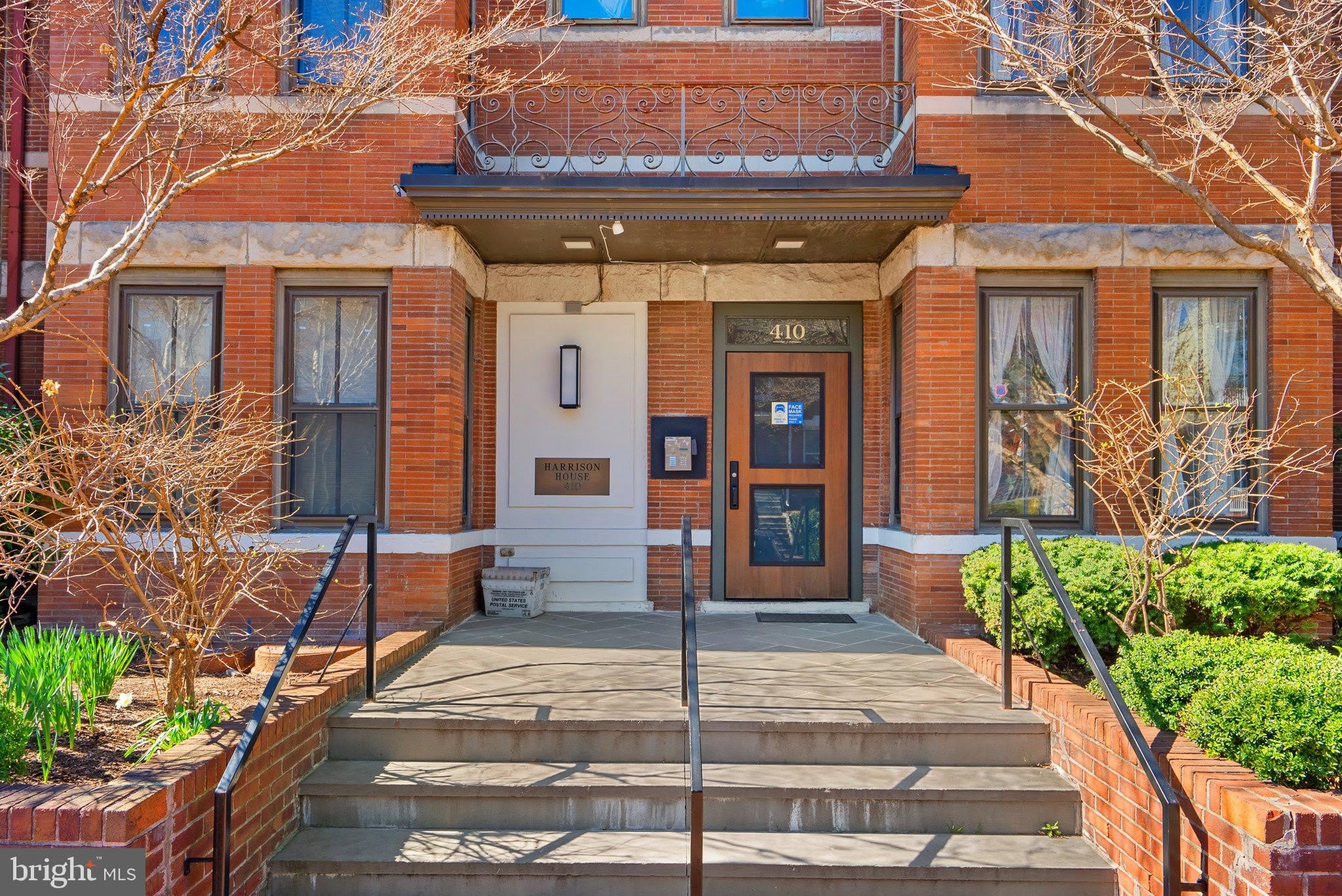 410 11TH Street NE – photo 4