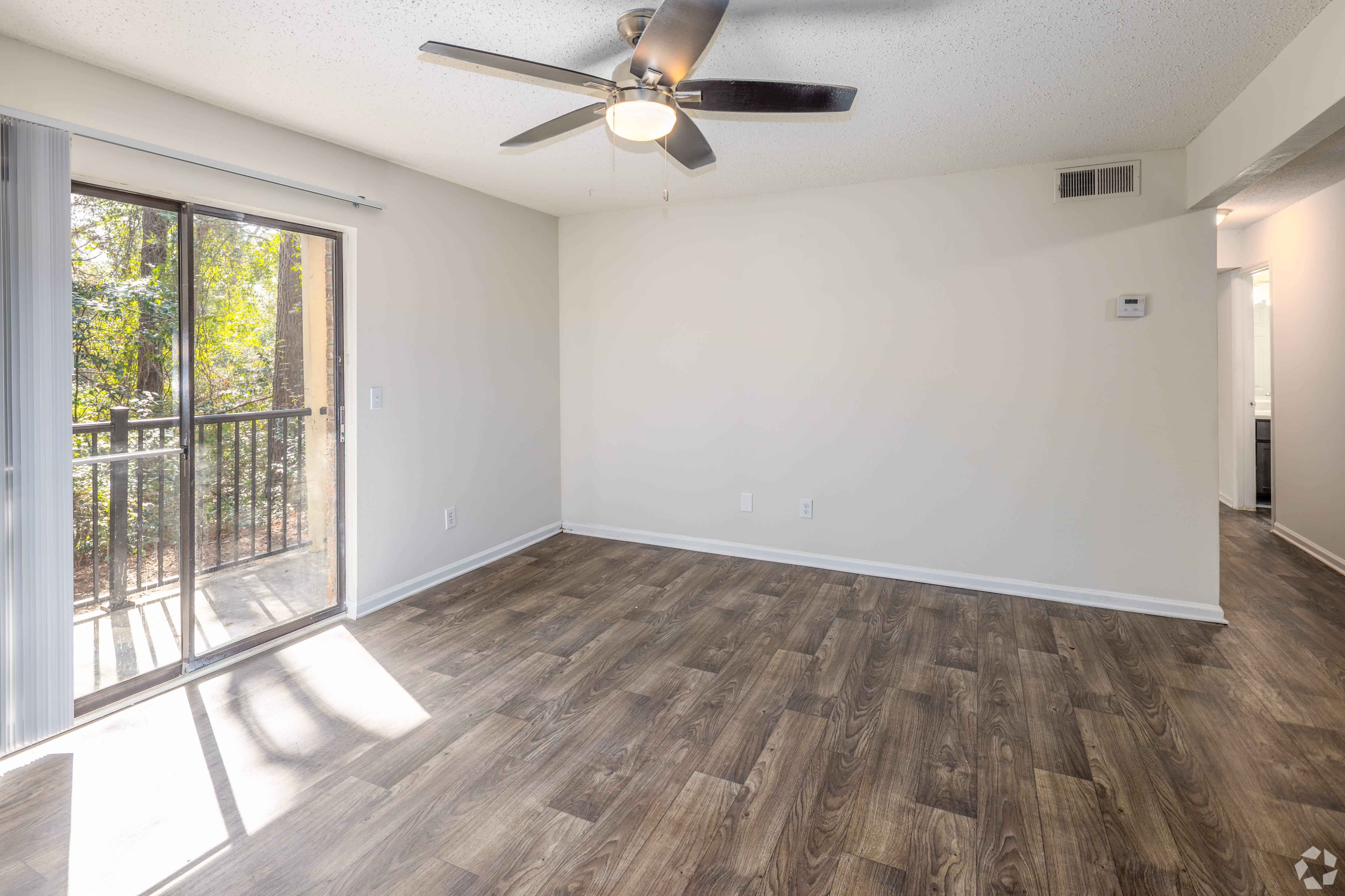 Mill Run Apartments – photo 2