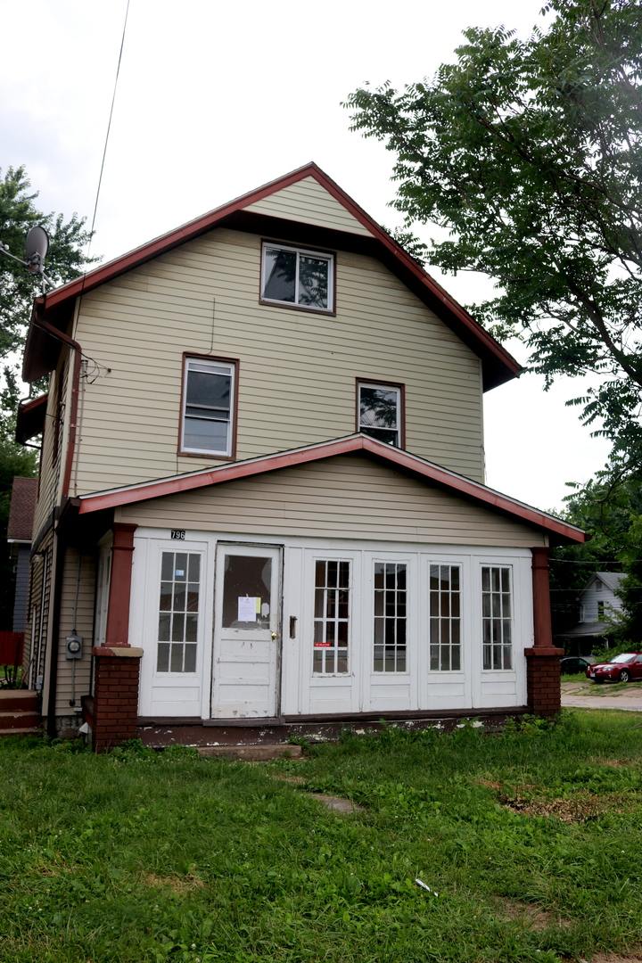 Quaint 4 bedroom, 2 bath home – photo 2
