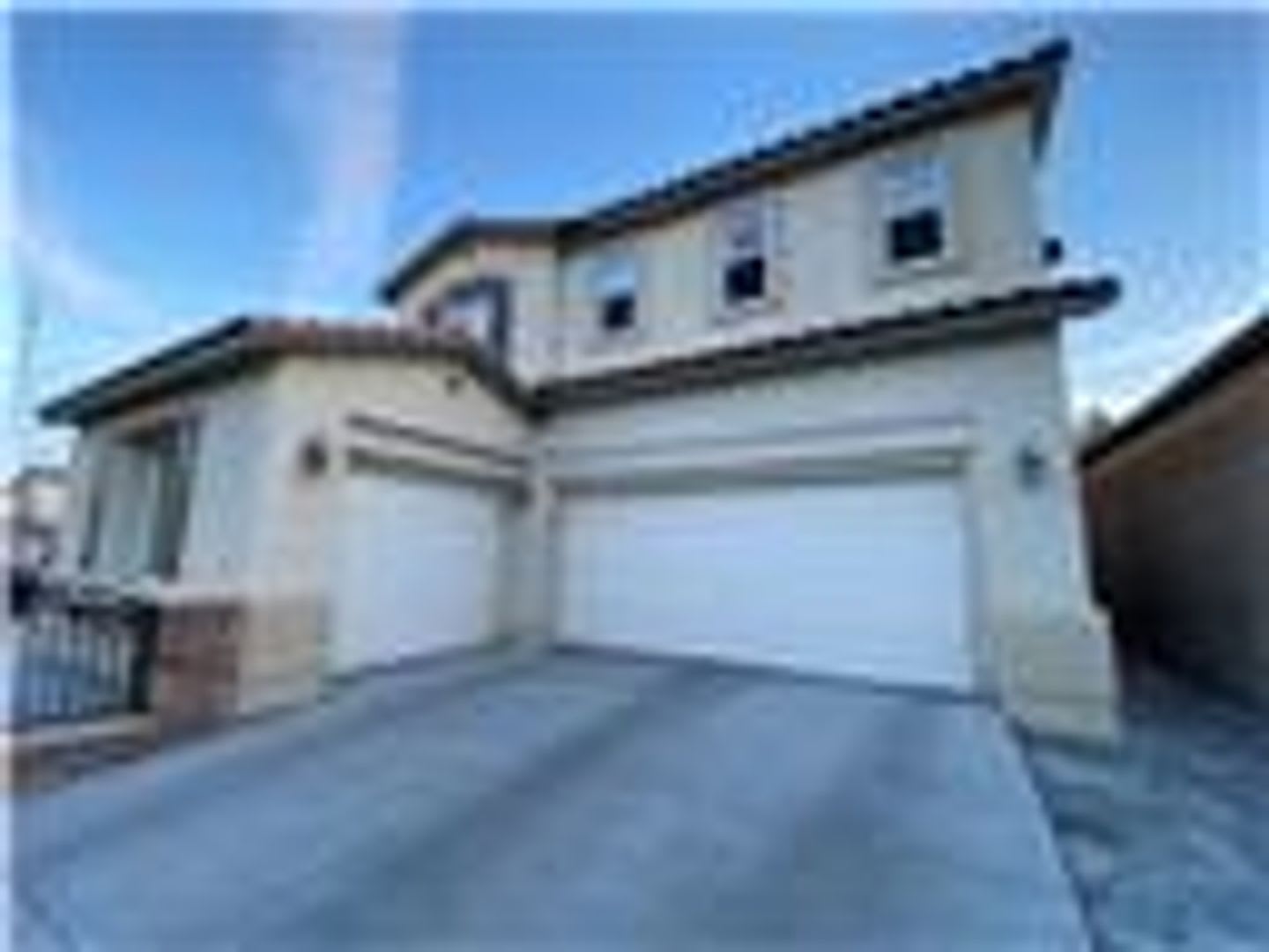 Beautiful 4 bedroom House in the Vista Verde Community in Centennial Hills – photo 2