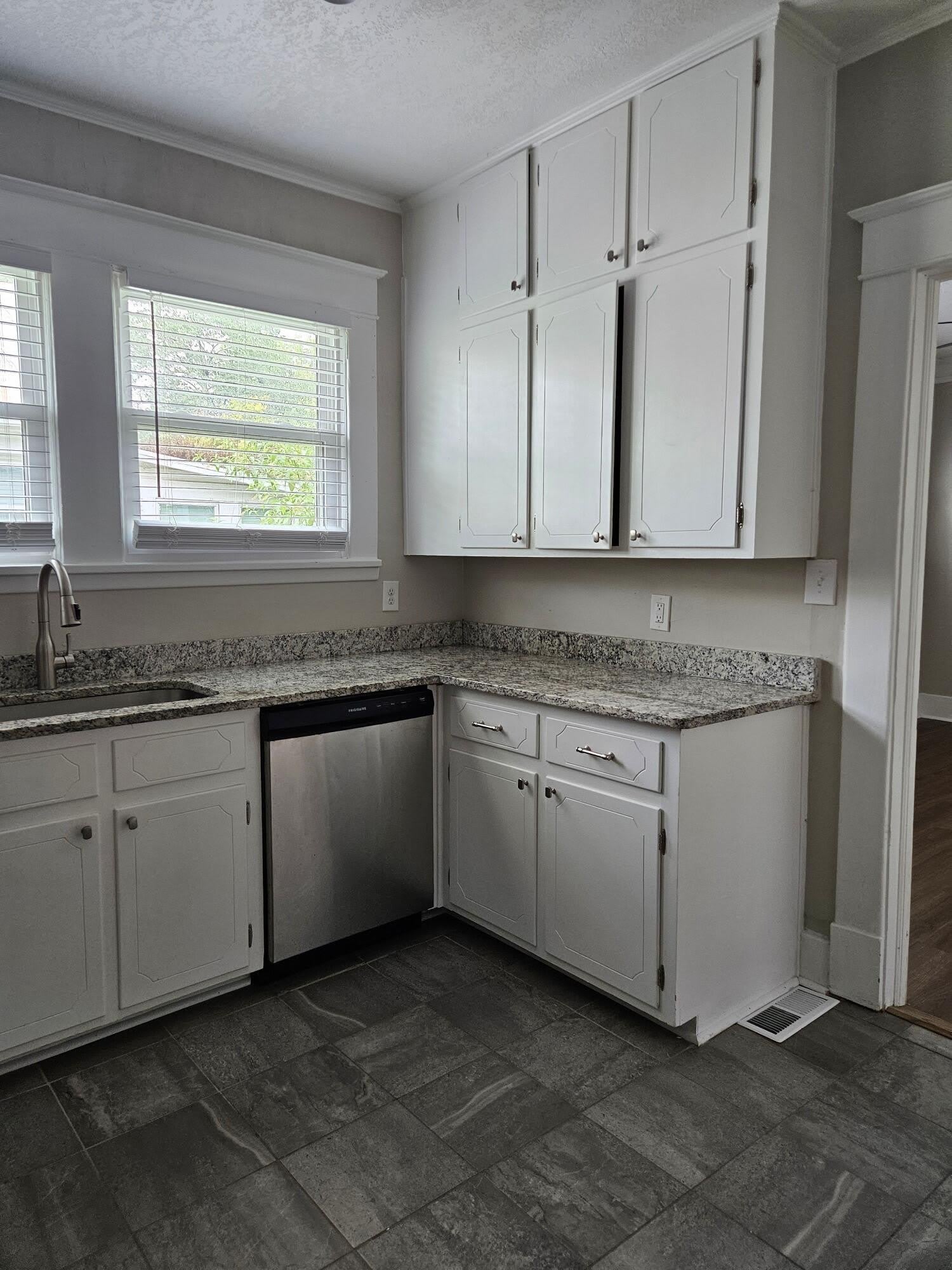 1313 Merry Street – photo 5
