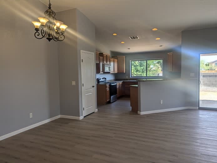 1206 West Prior Avenue – photo 4