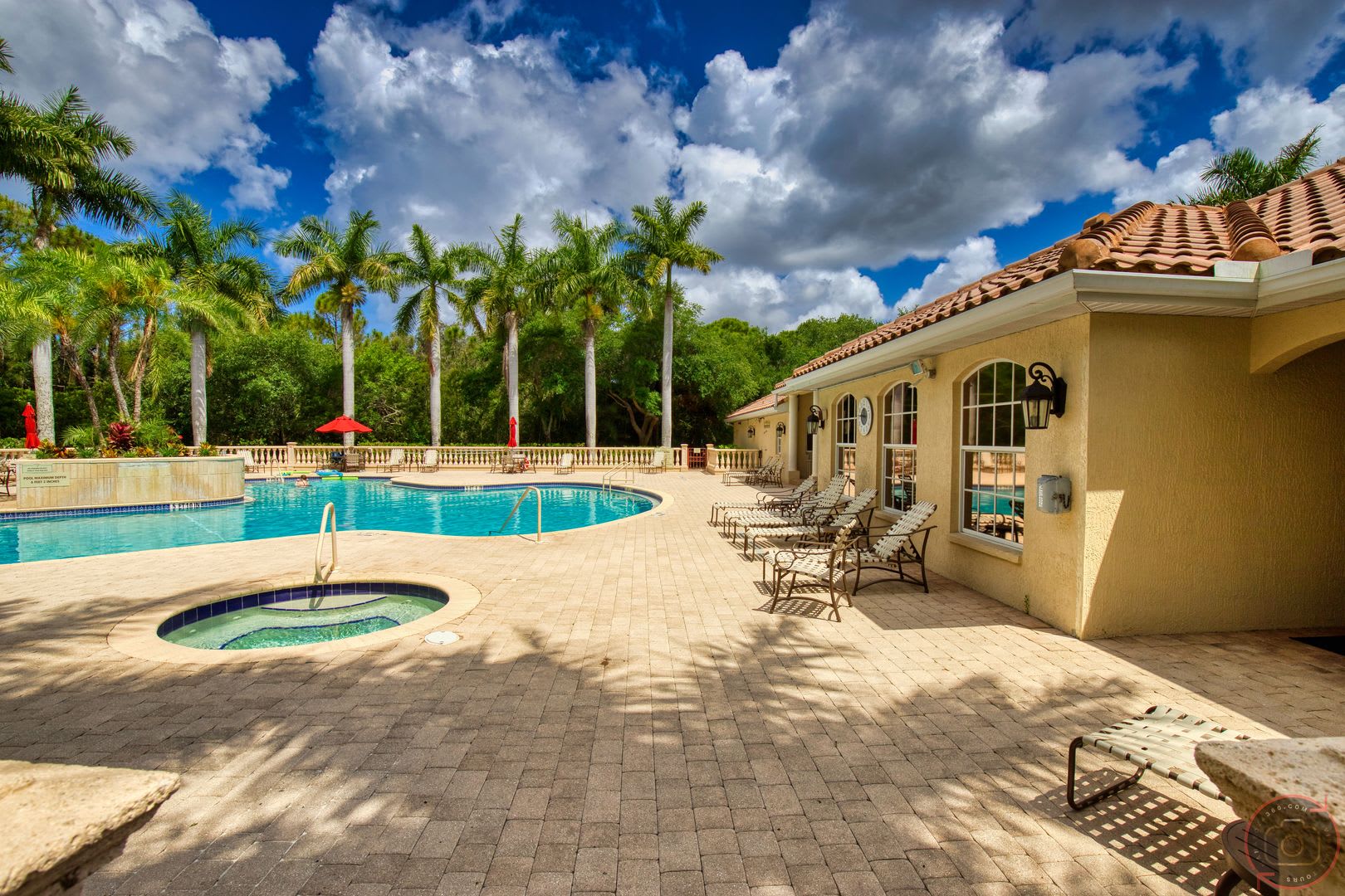 Seasonal Short-Term 2 Bedroom 2 Bathroom with a Bonus Room in the gated community of Venetia! – photo 4