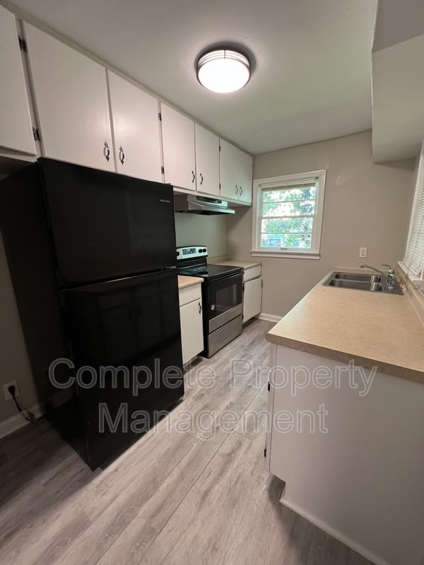 603 Camp Court – photo 3