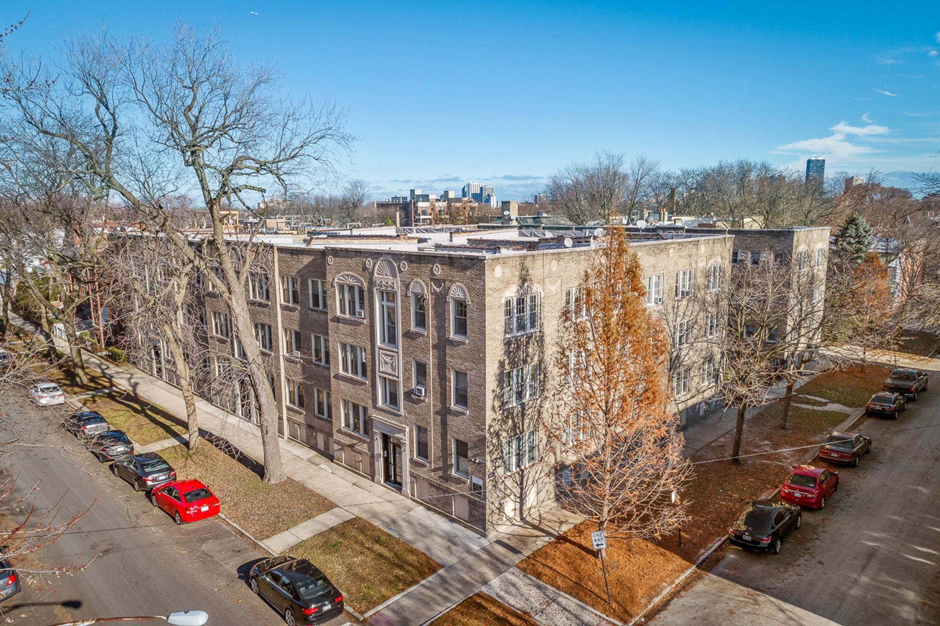1916-34 W Winona / 5103-15 N Winchester – photo 1