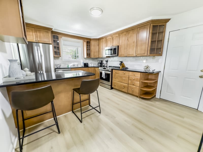 235 Cardinal Medeiros Avenue – photo 3