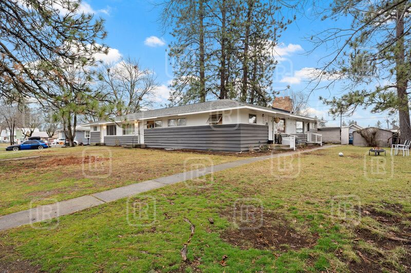 7313 East 6th Avenue – photo 3