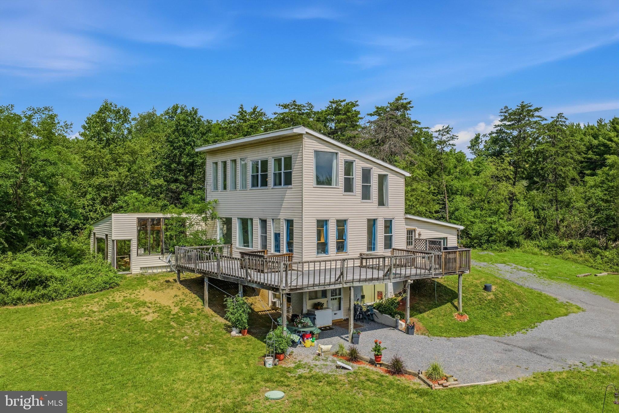 856 SPRIGGS Road – photo 3