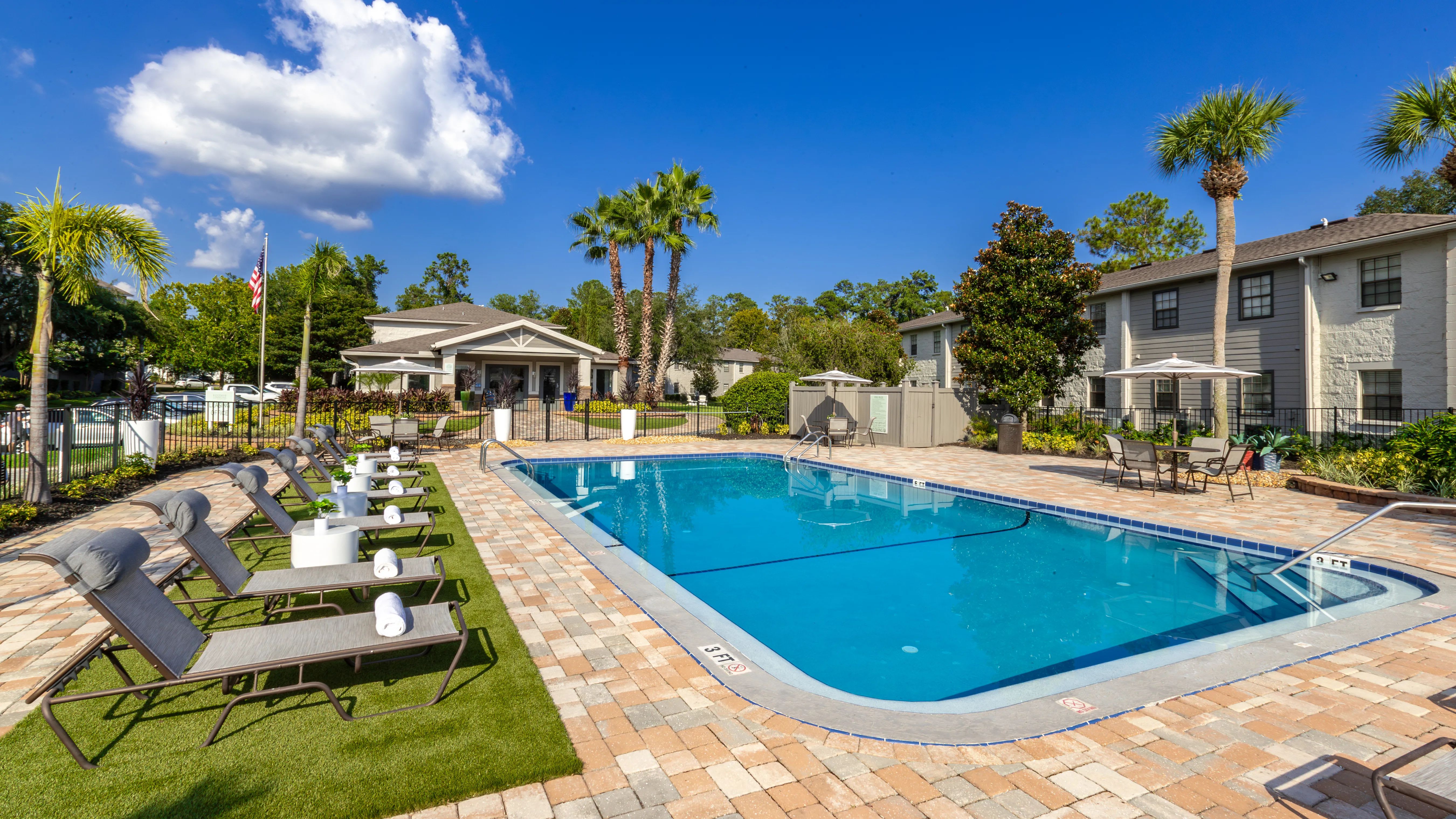 Ridgemar Commons – photo 2