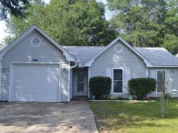 109 Meadowbrook Court – photo 1