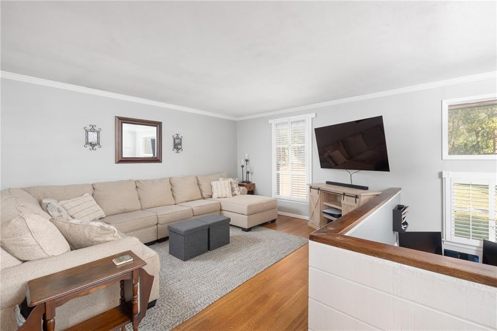 3247 Clearview Drive SW – photo 3