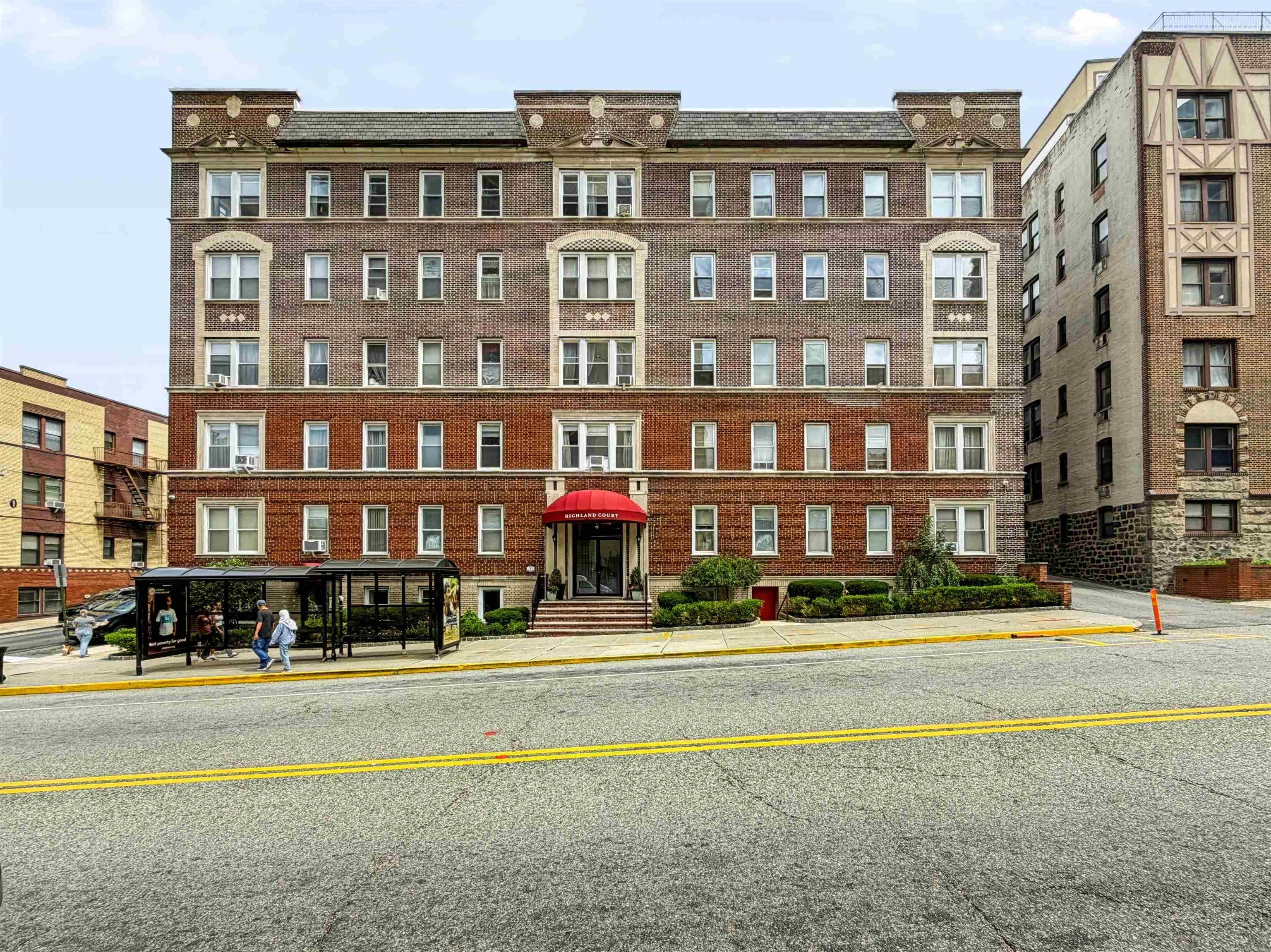 6045 Blvd E – photo 1