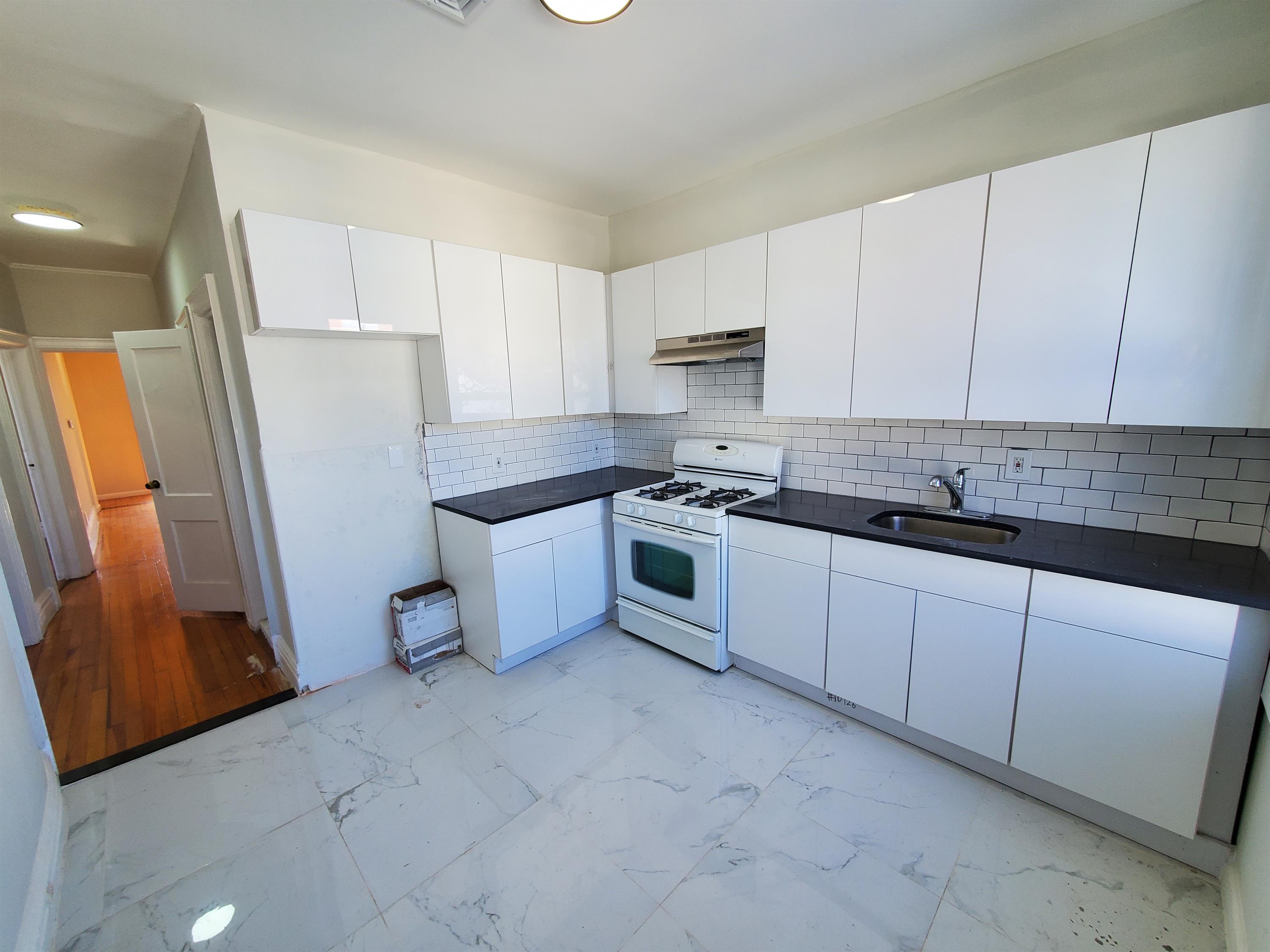 136 Myrtle Avenue – photo 2