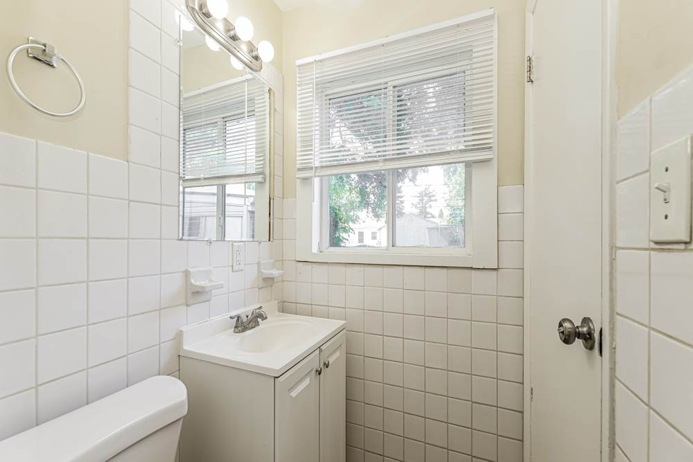5115 Jarlath Avenue – photo 2
