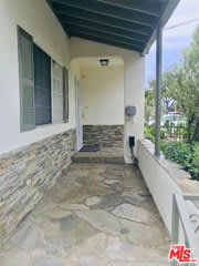 304 West Hillcrest Boulevard – photo 2
