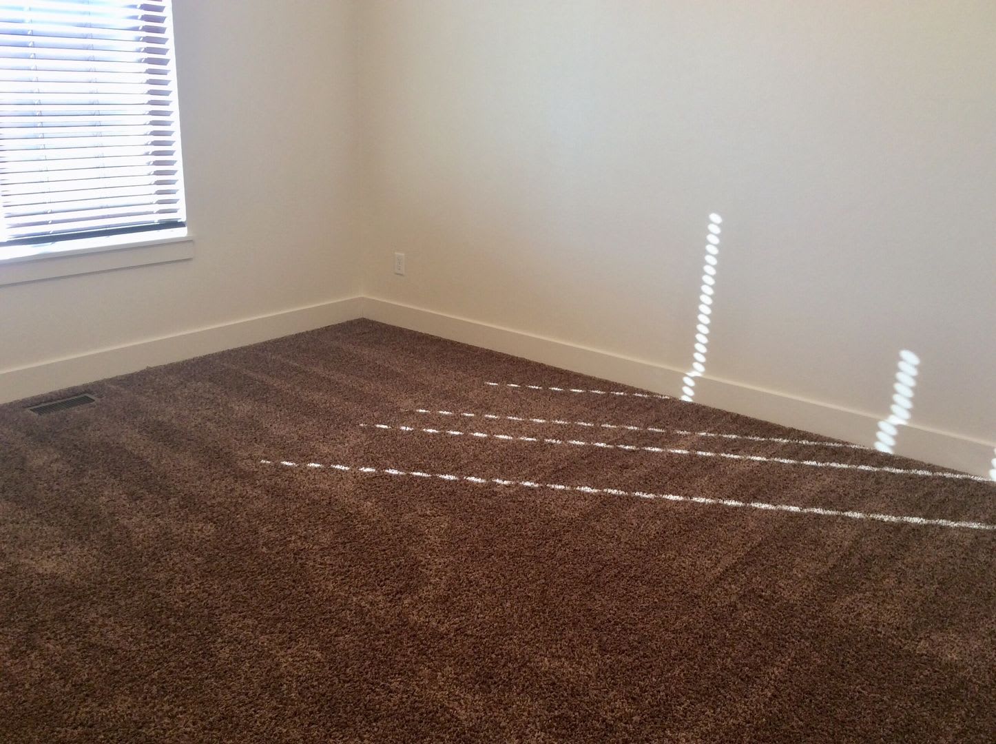 Updated 4 Bedroom 3 Bath Townhouse For Rent – photo 5