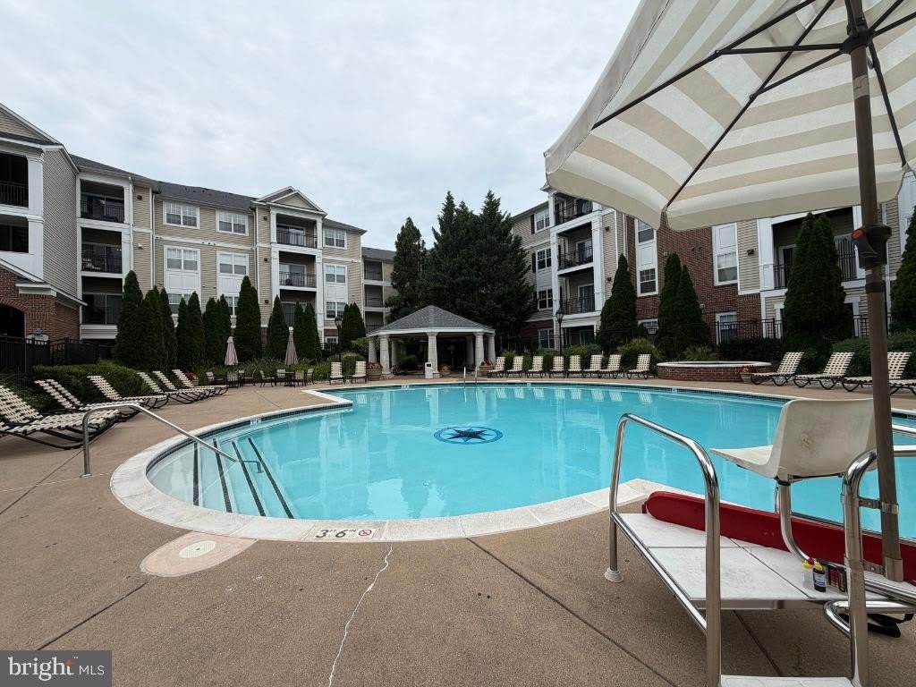12945 CENTRE PARK Circle – photo 5