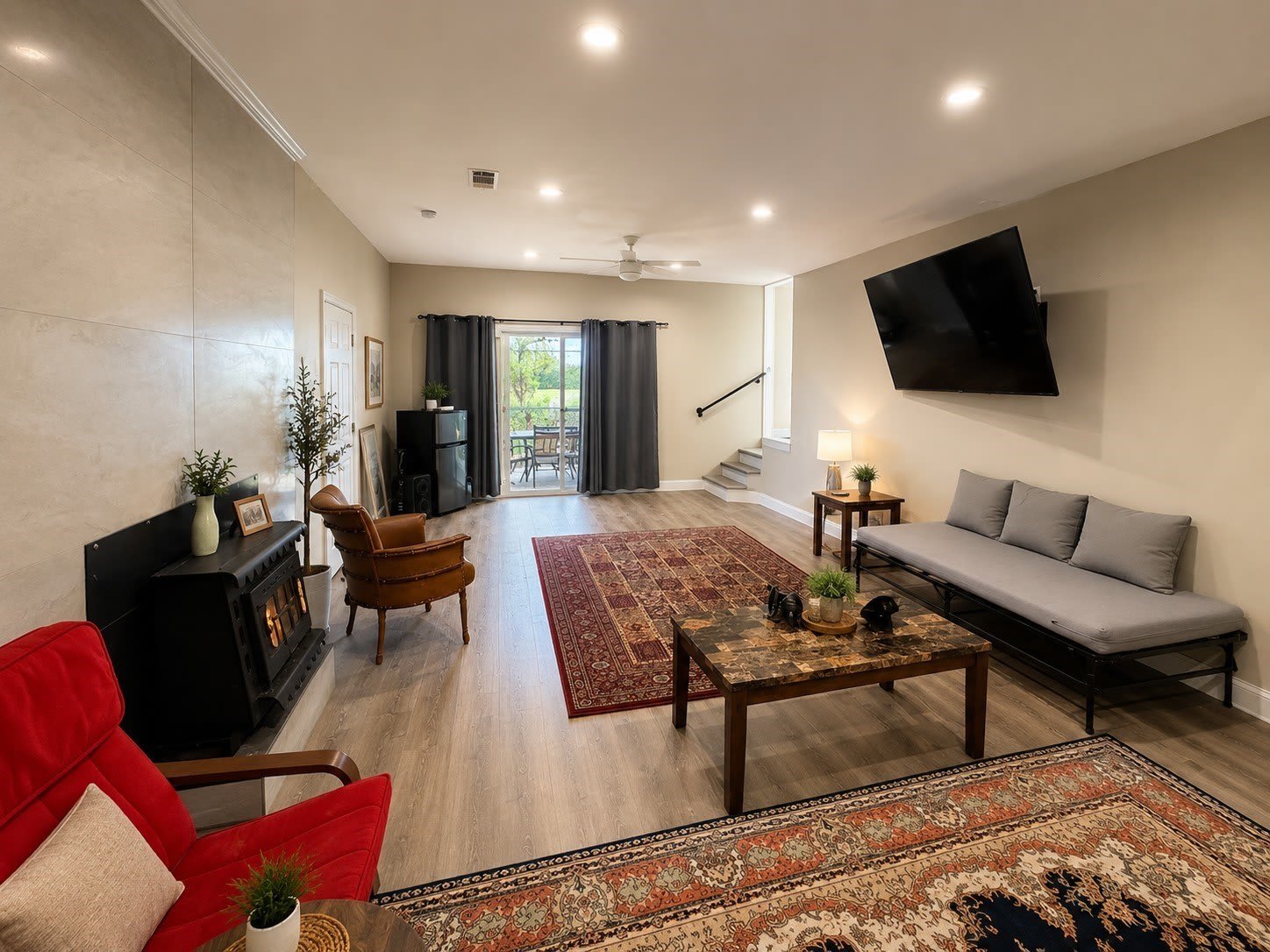 701 W Saunders Street – photo 4