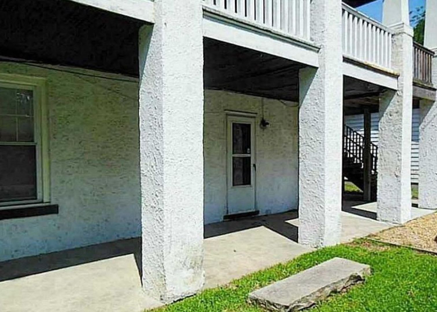 Spacious 1 Bedroom Apartment in Euwanee Park – photo 2