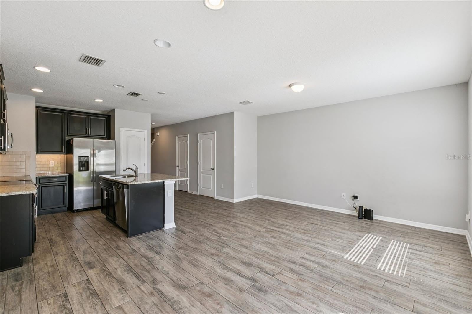 1283 FLOWING TIDE Drive – photo 4