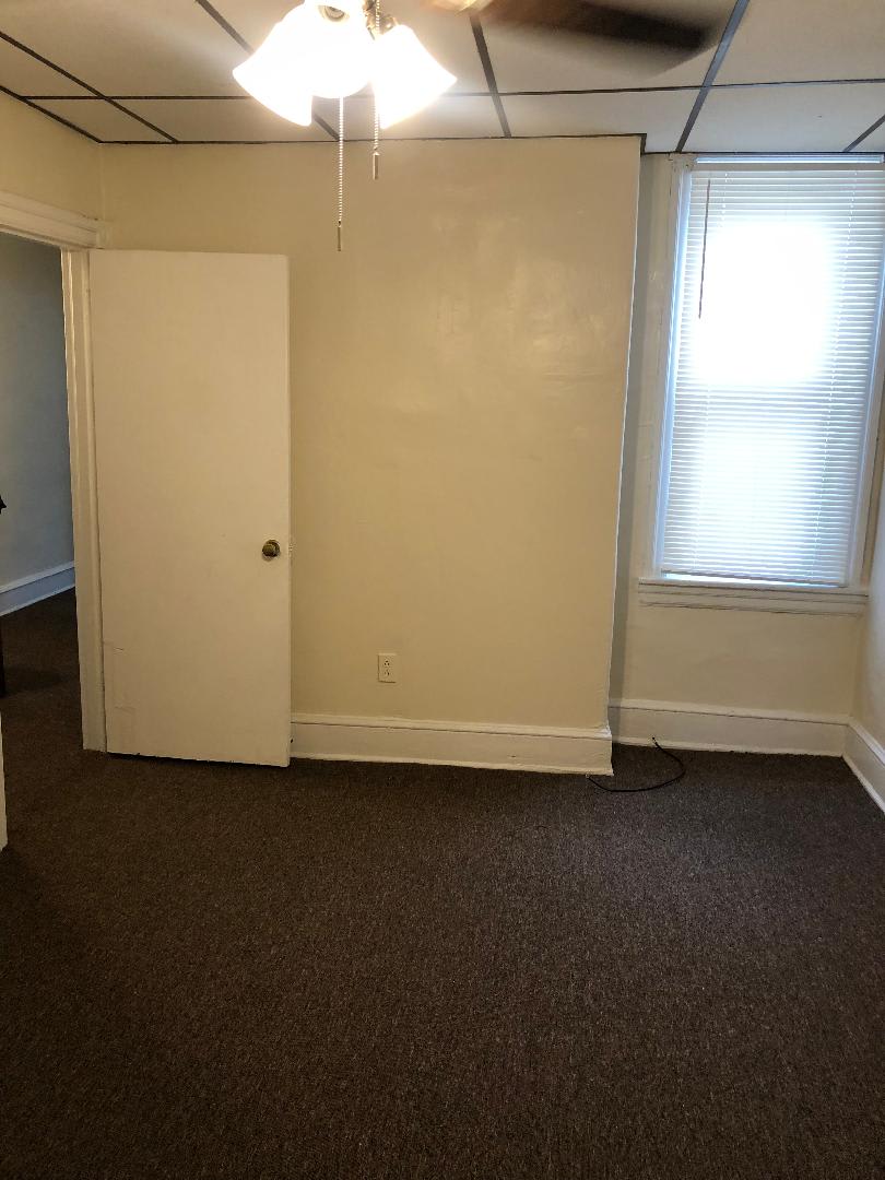 2127 S 65Th St – photo 2