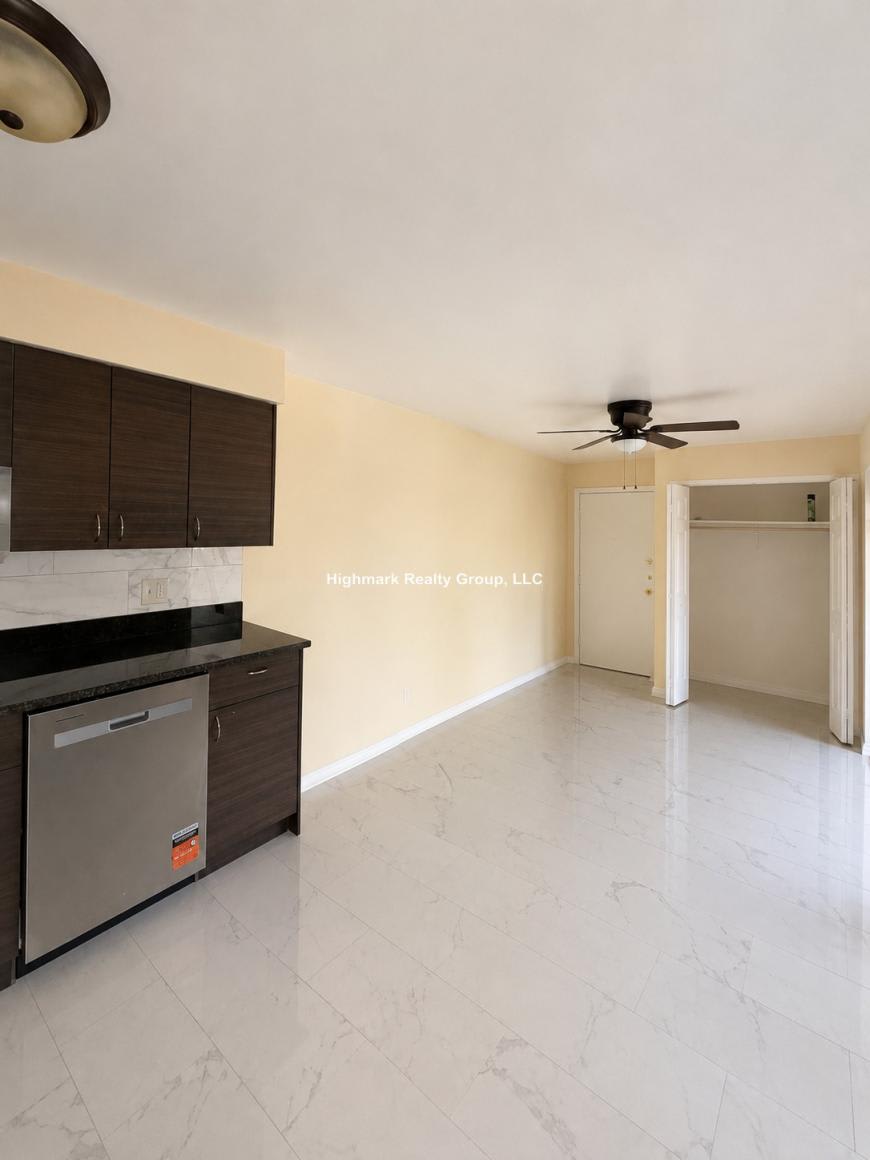 630 Lincoln Ave. – photo 3