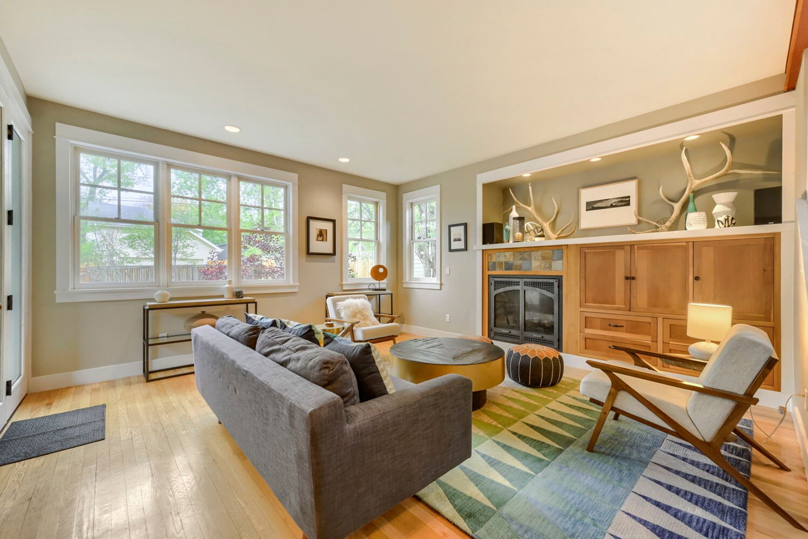 Elegant 4BR Retreat by Chautauqua & CU – photo 4