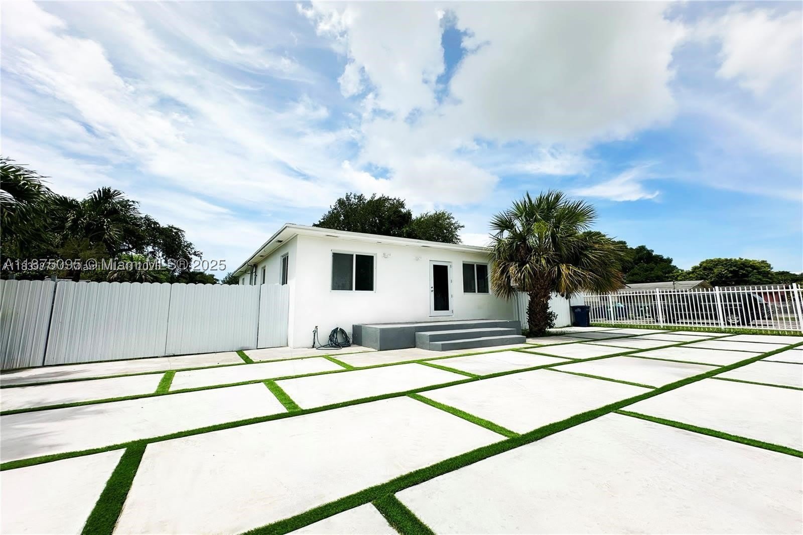 2740 NW 49th St – photo 1