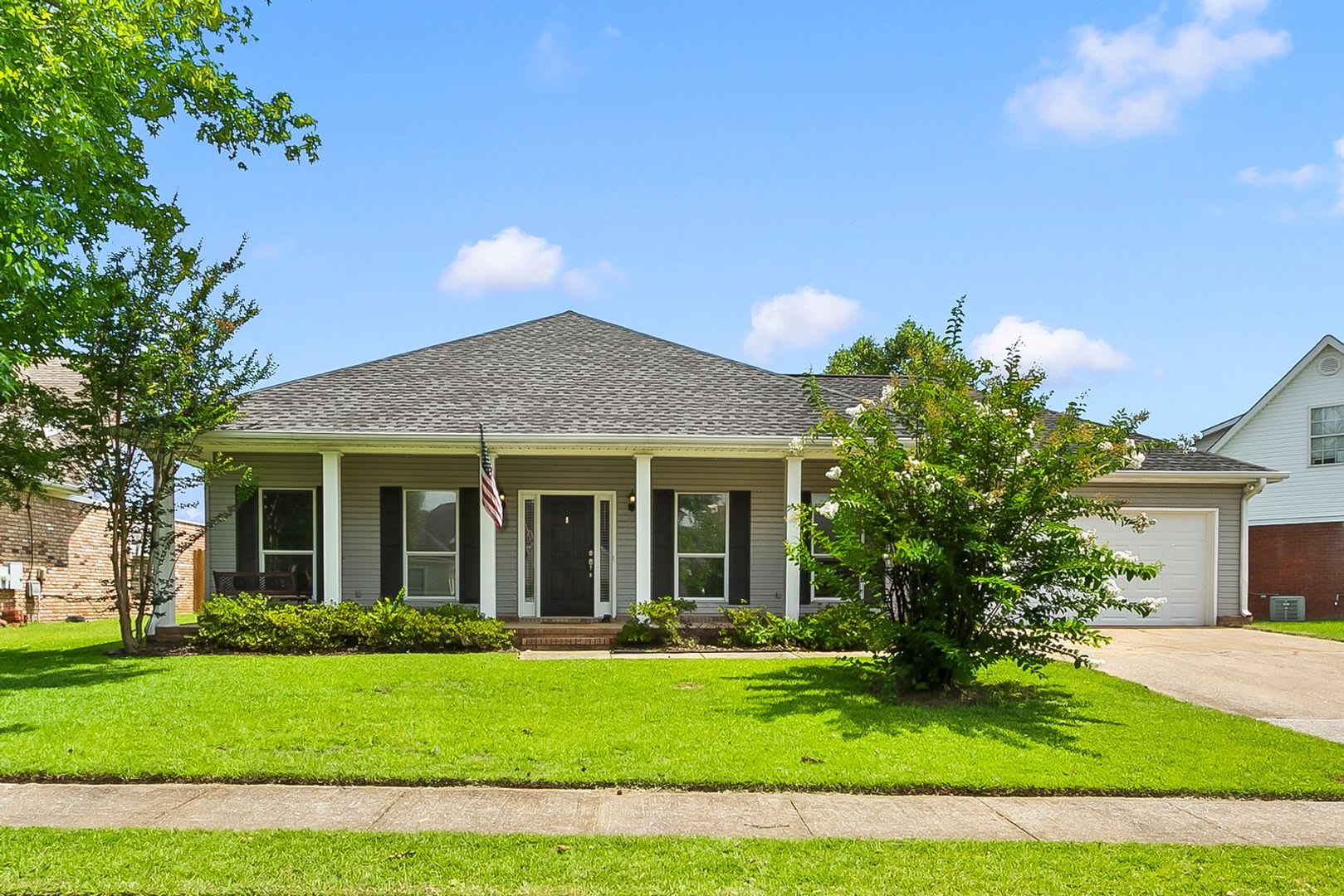 Lovely 3 Bed 2 Bath Clear Creek Subdivision In Northport Apply Today – photo 2
