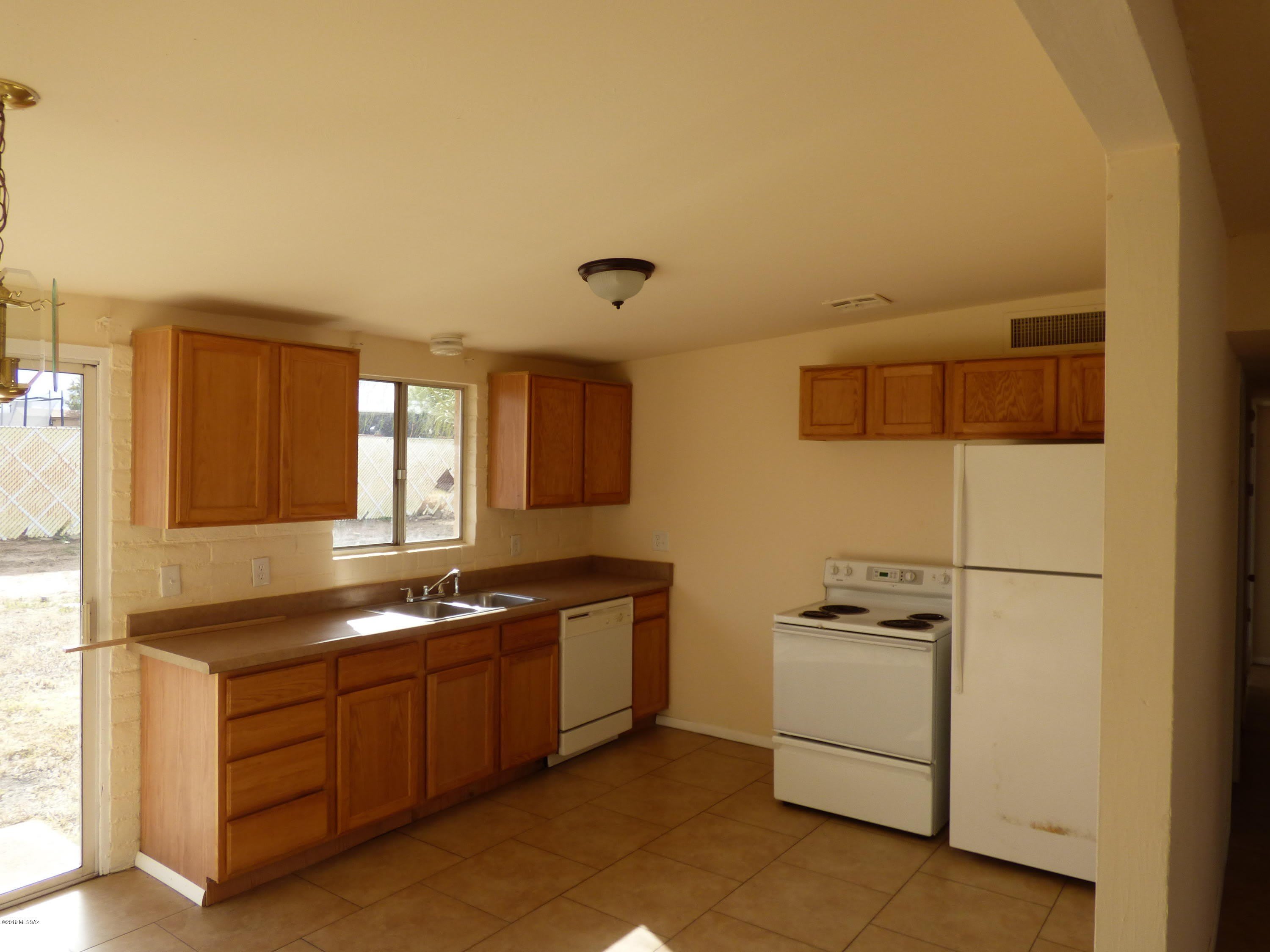 7540 E Poplar Street – photo 2