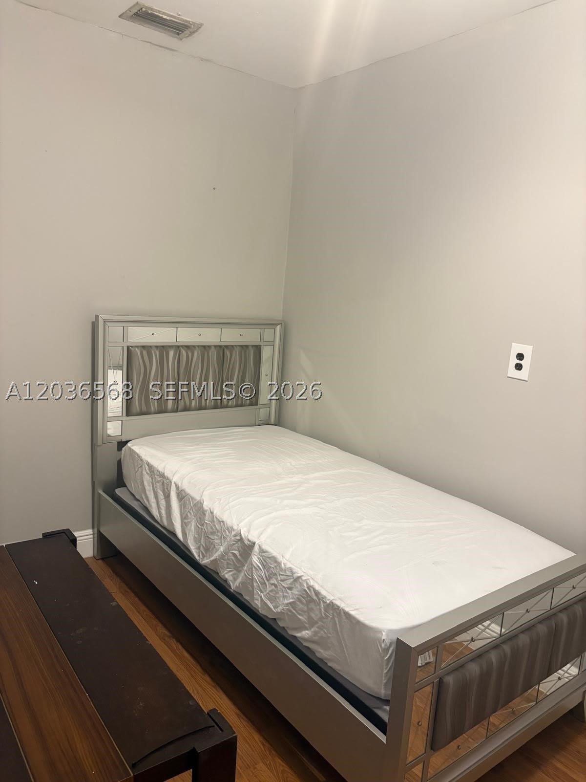 610 NE 4th Pl – photo 3