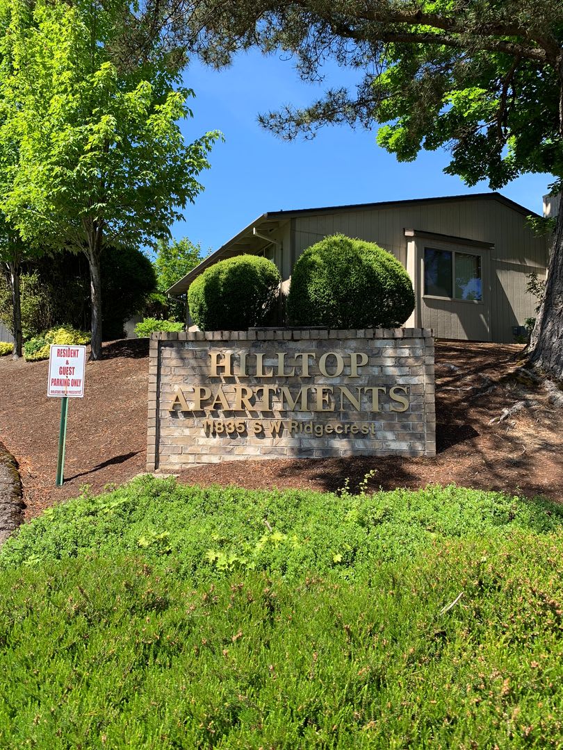 Hilltop Apartments – photo 1