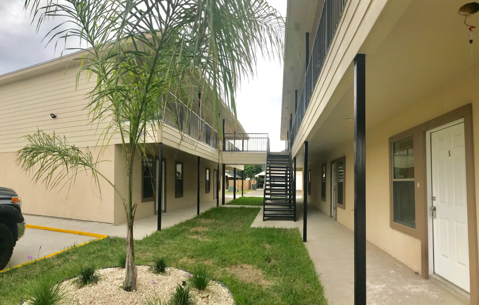 3307 Magdalena St – photo 5