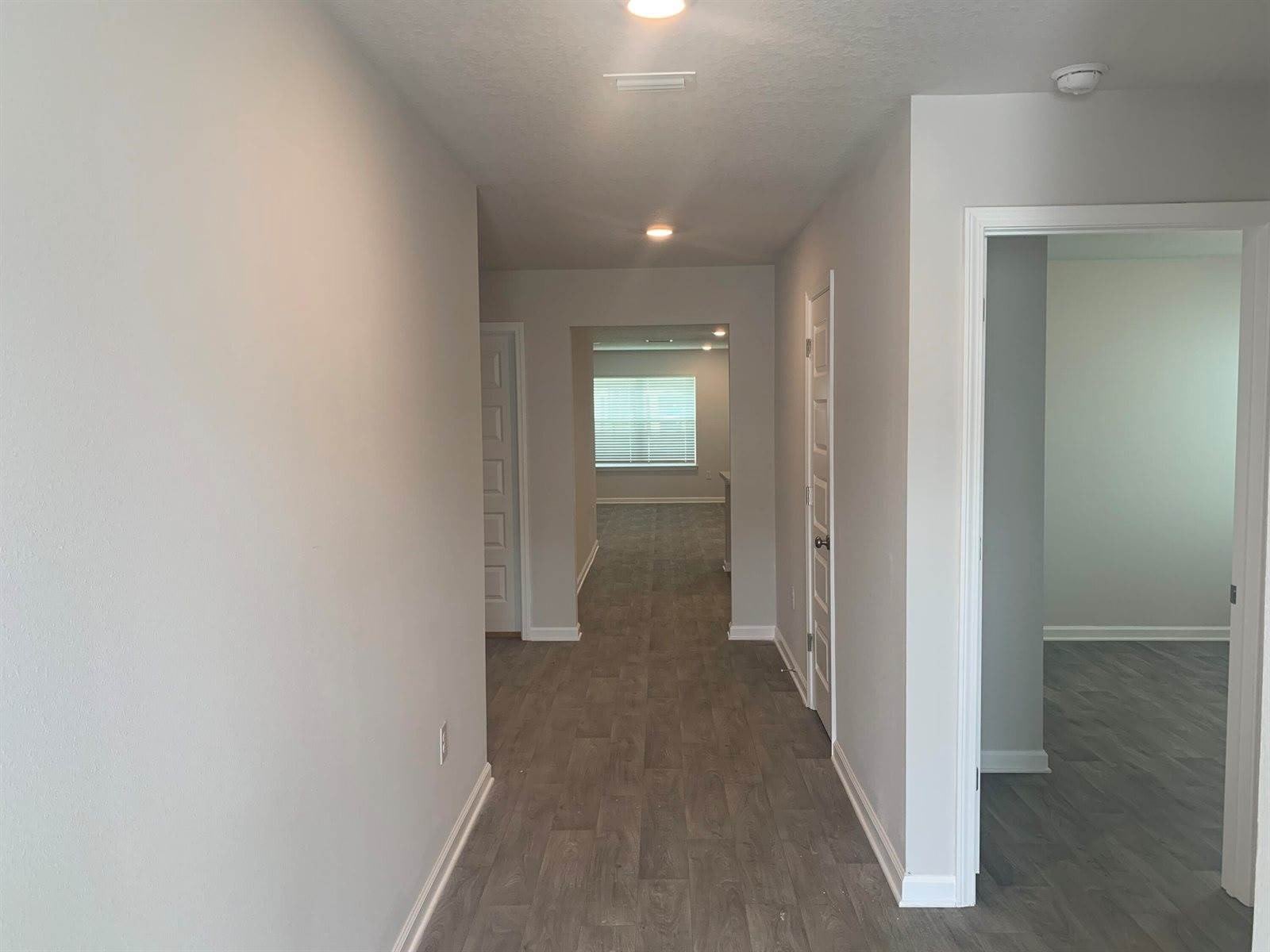 642 Earl Godwin Road – photo 2
