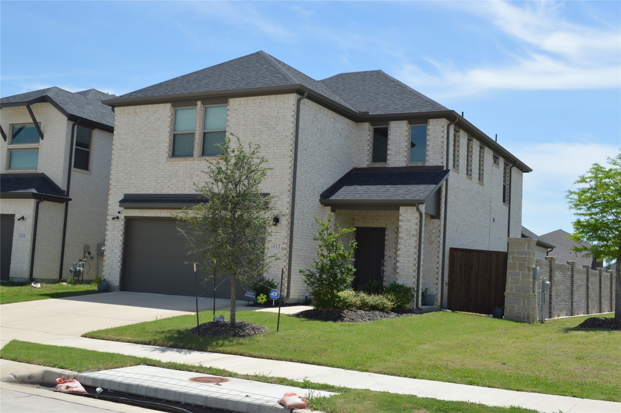 411 Bertney Drive – photo 2