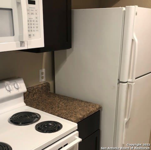 542 DUKEWAY – photo 3