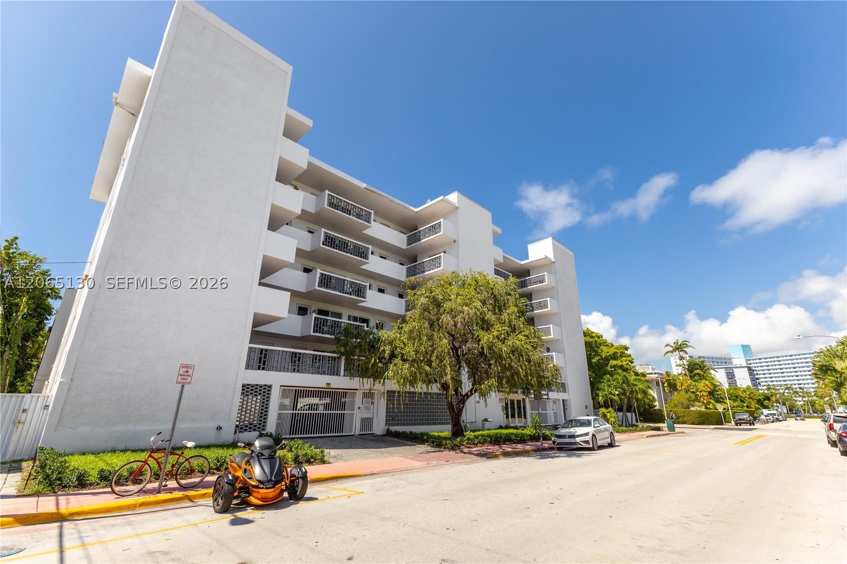 1030 9th St – photo 4