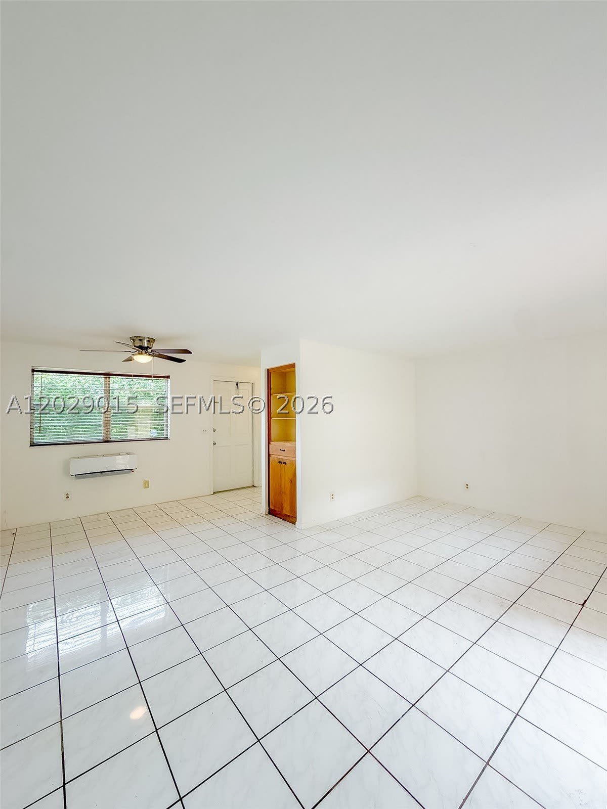 1401 Grant St – photo 4