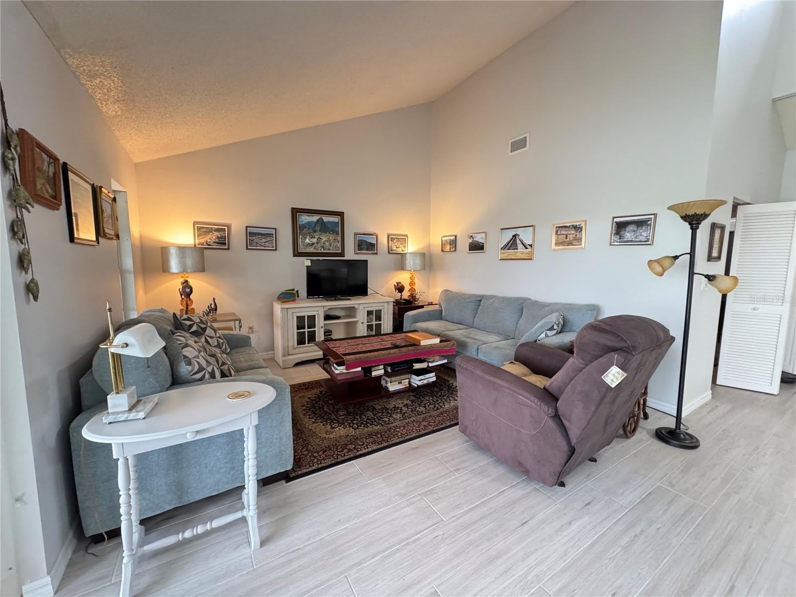 5371 CRESTLAKE Boulevard – photo 5