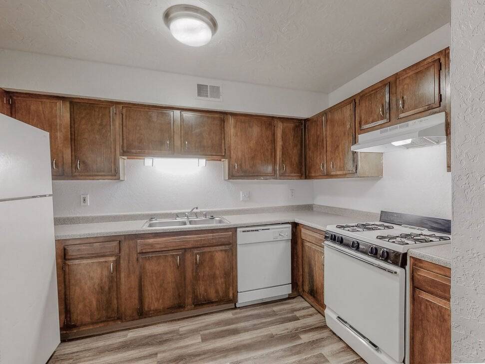 Canyon Crest – photo 1