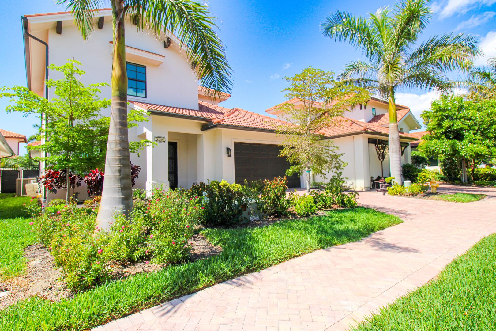 New Construction Single Family Two Story Private Pool Home Lely Resort Cordoba Place Optional Player S Club Transfer 4 Bed 3 Bath – photo 2