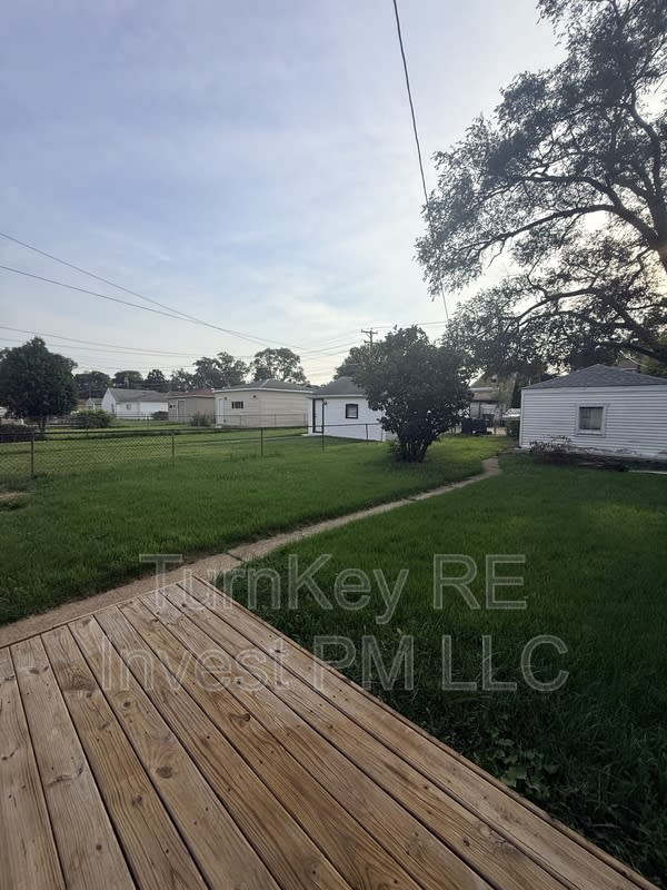 304 Hyde Park Avenue – photo 5